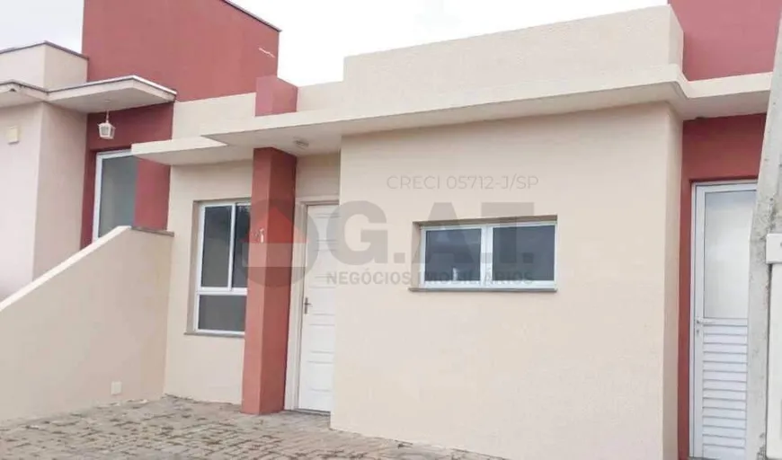 Foto 1 de Casa de Condomínio com 2 Quartos à venda, 51m² em Vila Pedroso, Votorantim