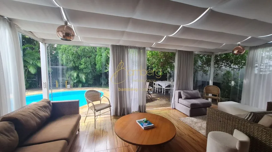 Foto 1 de Casa com 3 Quartos à venda, 350m² em Caxingui, São Paulo