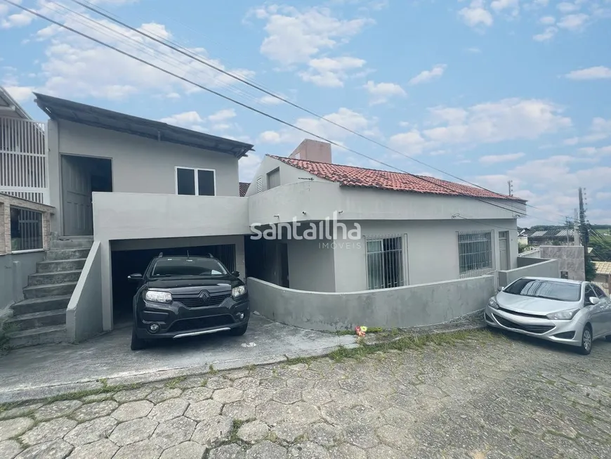 Foto 1 de Casa com 2 Quartos à venda, 108m² em Centro, Florianópolis