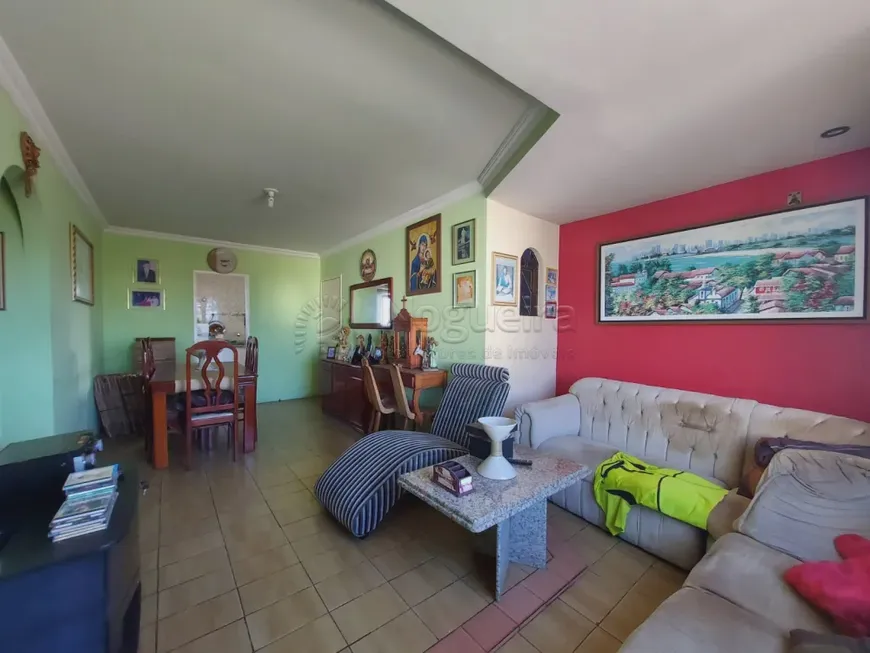 Foto 1 de Apartamento com 3 Quartos à venda, 130m² em Piedade, Recife
