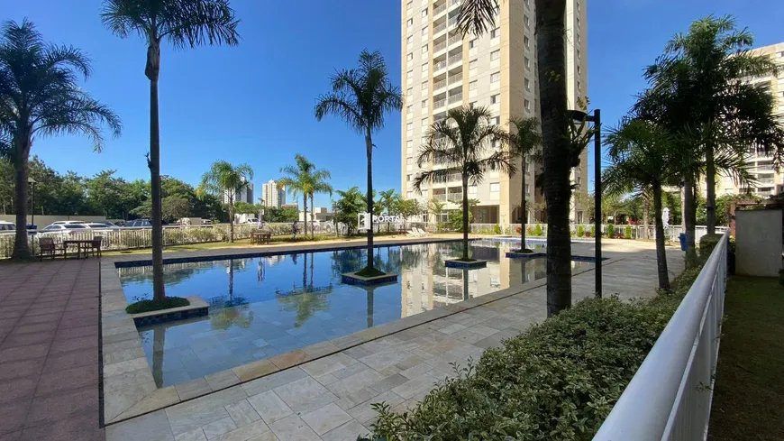 Foto 1 de Apartamento com 2 Quartos à venda, 70m² em Jardim Henriqueta, Taboão da Serra