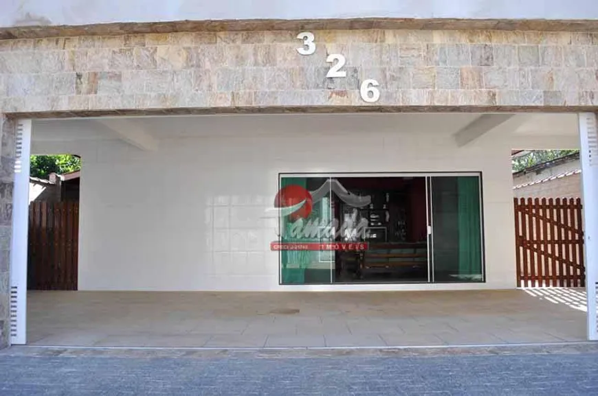 Foto 1 de Sobrado com 5 Quartos à venda, 242m² em PRAIA DE MARANDUBA, Ubatuba