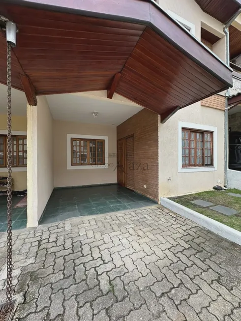 Foto 1 de Casa de Condomínio com 3 Quartos à venda, 120m² em Jardim das Indústrias, São José dos Campos