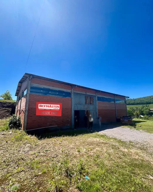 Foto 1 de Galpão/Depósito/Armazém para alugar, 192m² em São Bráz, Caxias do Sul