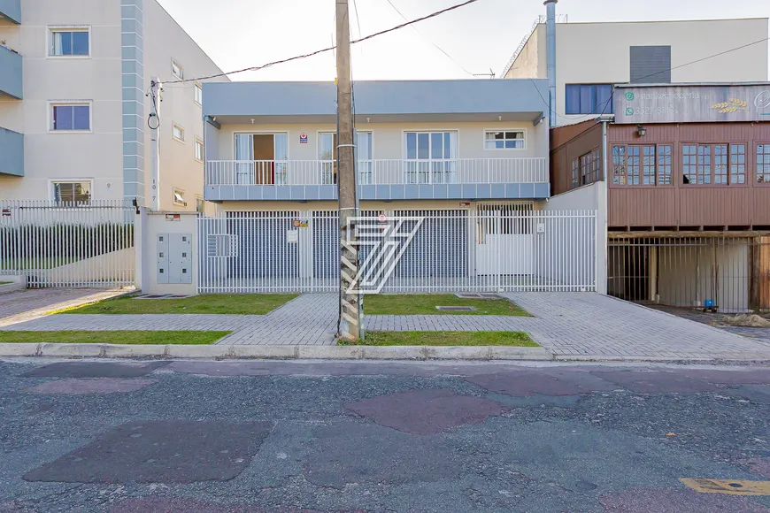 Foto 1 de Sobrado com 3 Quartos à venda, 290m² em Boa Vista, Curitiba