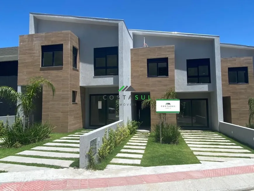 Foto 1 de Casa com 3 Quartos à venda, 106m² em Palhocinha, Garopaba