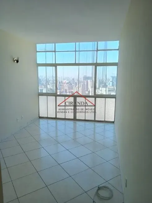 Foto 1 de Kitnet com 1 Quarto para alugar, 34m² em República, São Paulo
