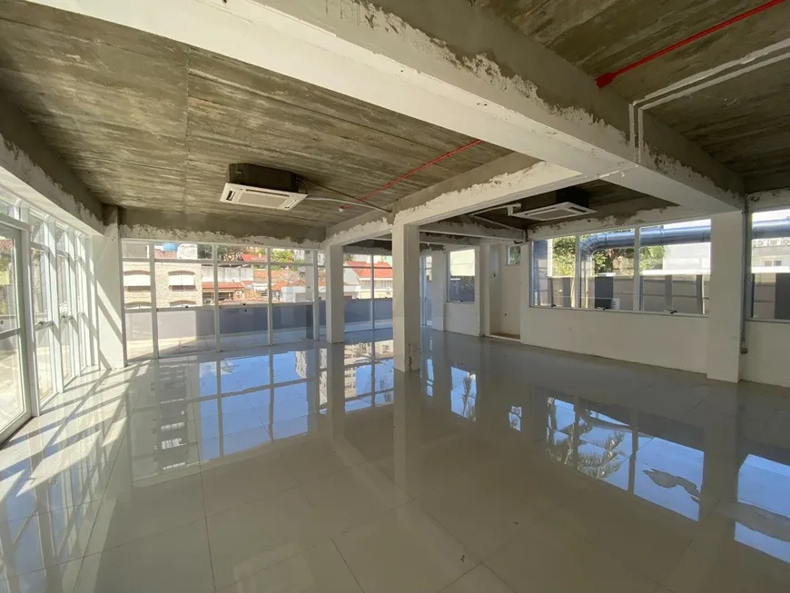 Foto 1 de Sala Comercial para alugar, 90m² em Petrópolis, Porto Alegre