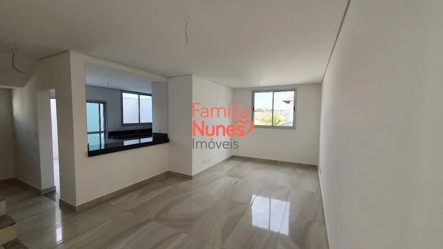 Foto 1 de Casa com 4 Quartos à venda, 150m² em Centro, Contagem