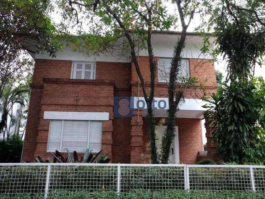 Foto 1 de Casa com 3 Quartos à venda, 439m² em Jardim Paulista, São Paulo