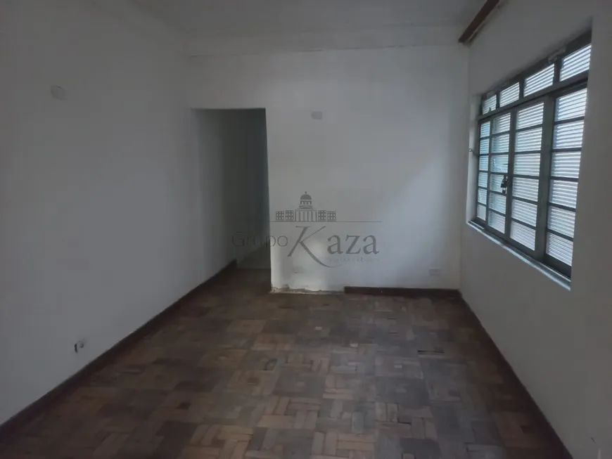 Foto 1 de Casa com 1 Quarto para alugar, 100m² em Centro, Jacareí