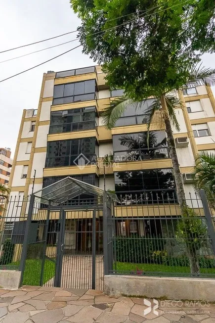Foto 1 de Apartamento com 3 Quartos à venda, 122m² em Jardim do Salso, Porto Alegre
