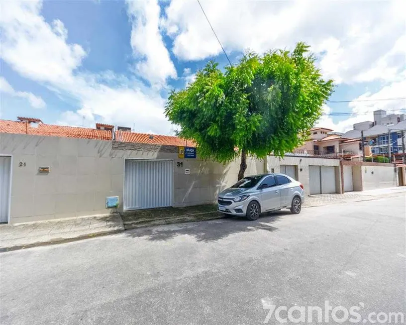 Foto 1 de Casa com 3 Quartos para alugar, 156m² em Sao Gerardo, Fortaleza