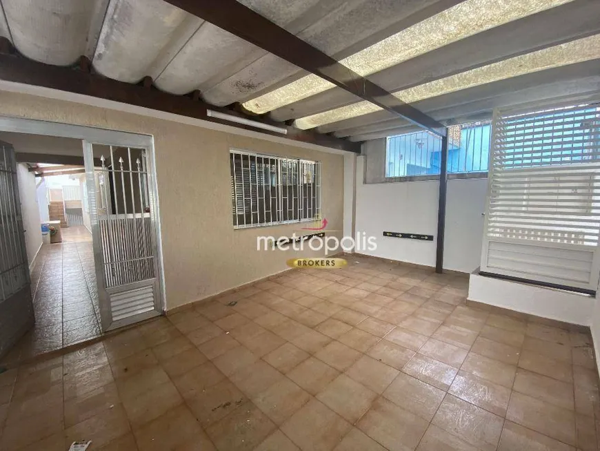 Foto 1 de Casa com 2 Quartos à venda, 108m² em Santa Maria, Santo André