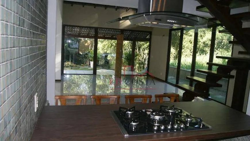 Foto 1 de Casa com 4 Quartos à venda, 234m² em Rio do Ouro, Niterói