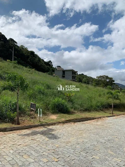 Foto 1 de Lote/Terreno à venda, 369m² em Amparo, Nova Friburgo