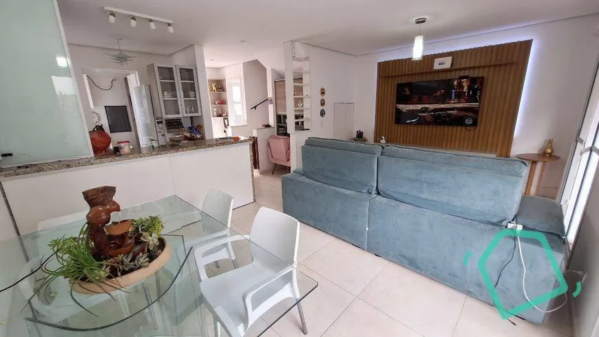 Foto 1 de Casa de Condomínio com 3 Quartos à venda, 87m² em Granja Viana, Carapicuíba