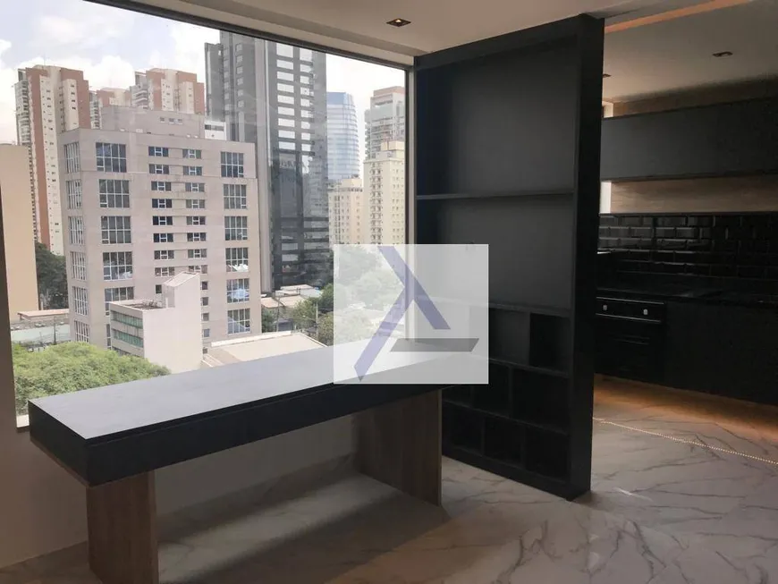 Foto 1 de Apartamento com 1 Quarto à venda, 30m² em Vila Nova Conceição, São Paulo