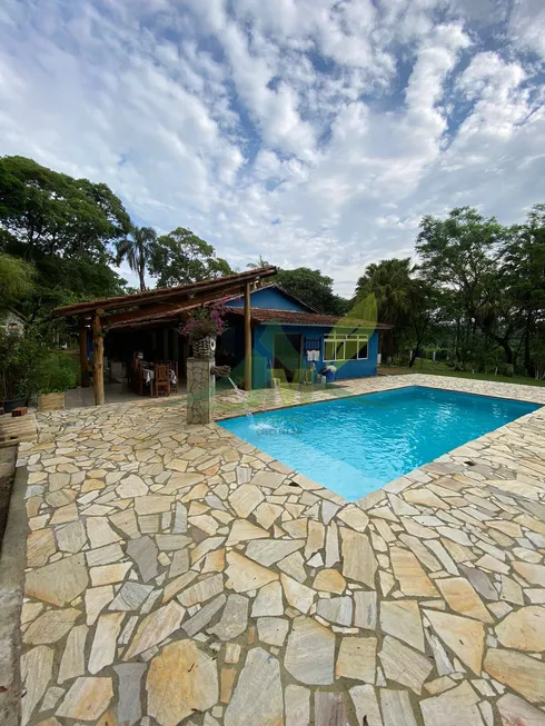 Foto 1 de Fazenda/Sítio com 3 Quartos à venda, 2500m² em Boa Vista, Atibaia
