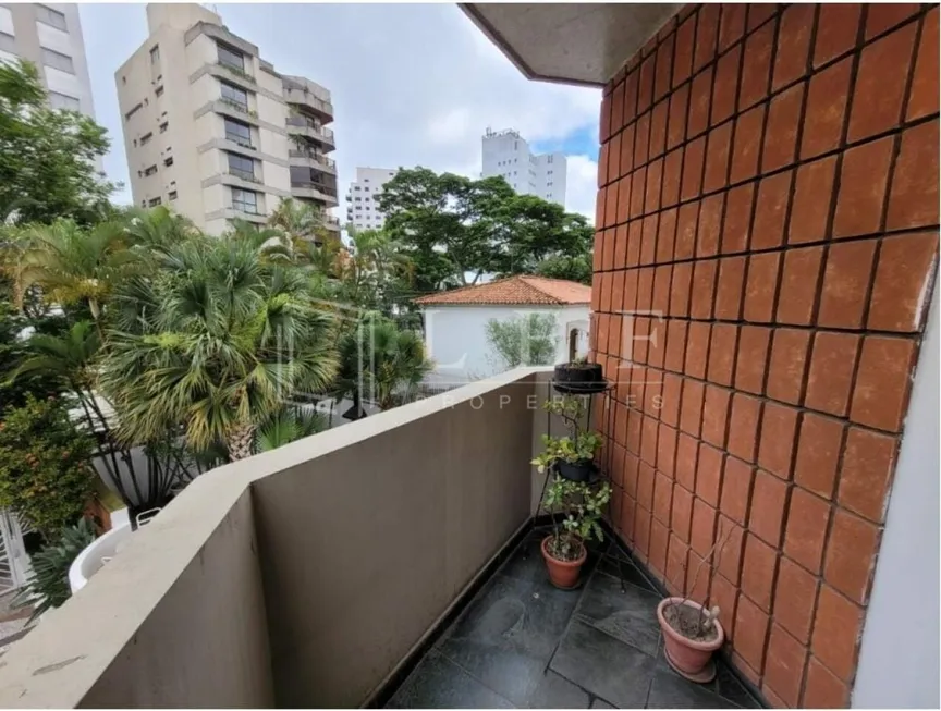 Foto 1 de Apartamento com 4 Quartos à venda, 180m² em Moema, São Paulo