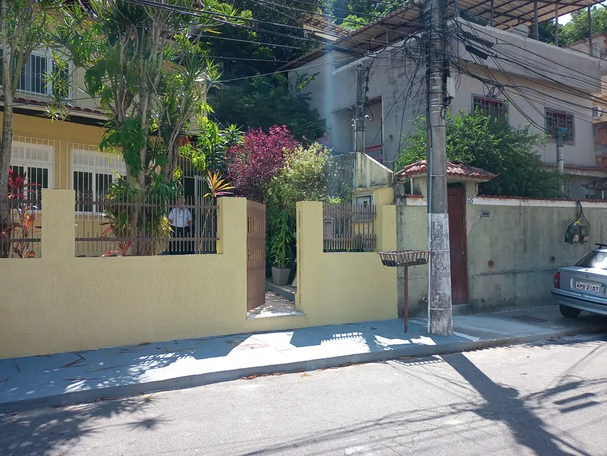 Foto 1 de Casa com 3 Quartos para alugar, 230m² em Fátima, Niterói