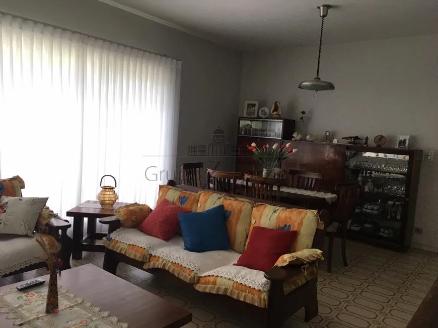 Foto 1 de Casa de Condomínio com 4 Quartos para alugar, 600m² em Jardim Apolo I, São José dos Campos