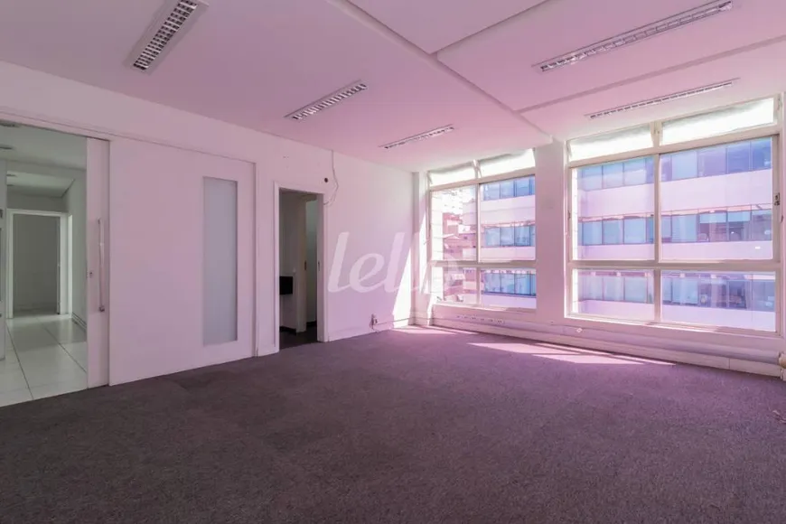 Foto 1 de Sala Comercial para alugar, 73m² em Liberdade, São Paulo