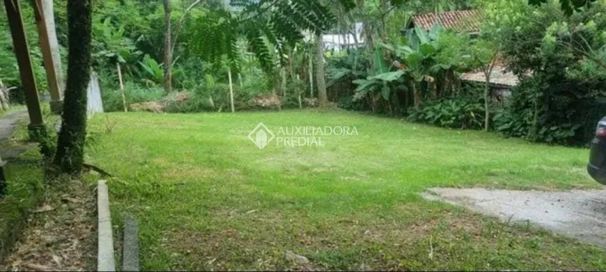 Foto 1 de Lote/Terreno à venda, 360m² em Lagoa da Conceição, Florianópolis