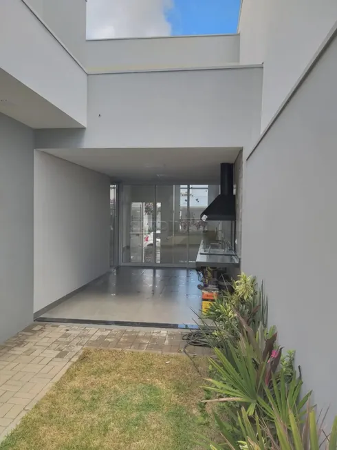 Foto 1 de Casa de Condomínio com 3 Quartos à venda, 155m² em Residencial Samambaia, São Carlos