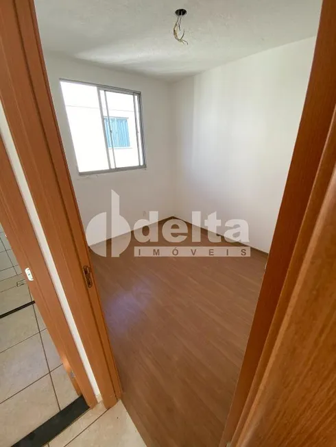 Foto 1 de Apartamento com 2 Quartos à venda, 42m² em Shopping Park, Uberlândia