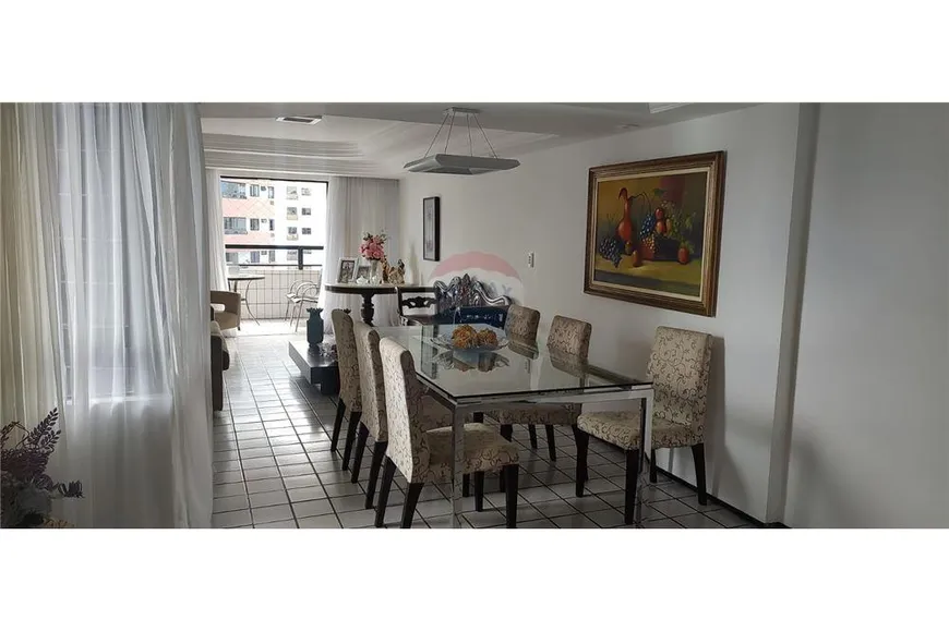 Foto 1 de Apartamento com 3 Quartos à venda, 140m² em Tamarineira, Recife