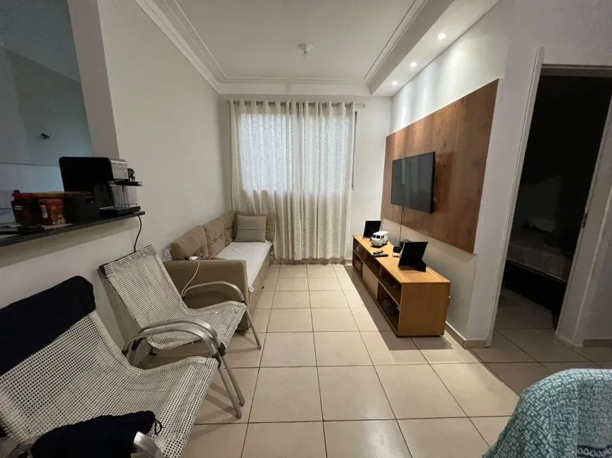 Foto 1 de Apartamento com 2 Quartos à venda, 45m² em Colina de Laranjeiras, Serra