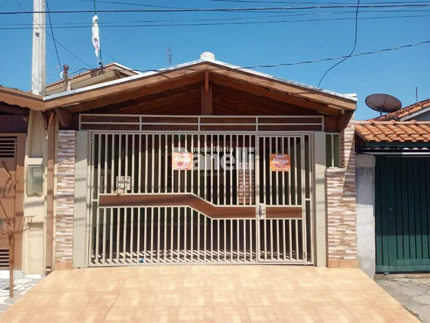 Foto 1 de Casa com 2 Quartos para alugar, 119m² em Vila Santa Isabel, Taubaté