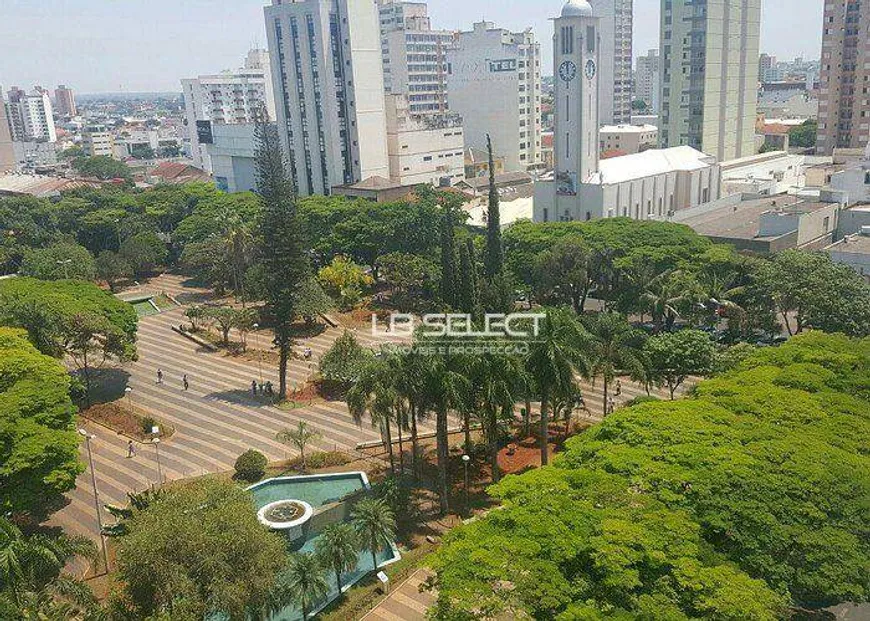 Foto 1 de Lote/Terreno à venda, 275m² em Marta Helena, Uberlândia