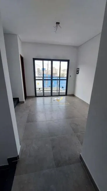 Foto 1 de Sobrado com 2 Quartos à venda, 122m² em Vila Lucinda, Santo André