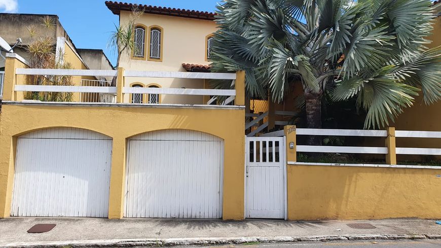 Foto 1 de Casa com 3 Quartos à venda, 212m² em Centro, Itaguaí