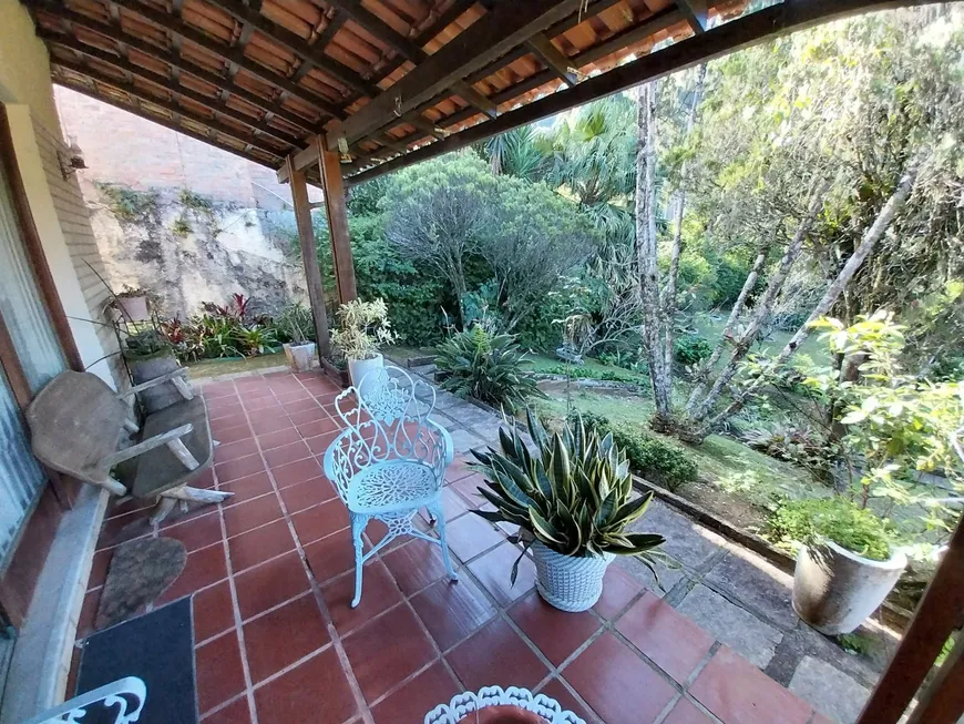 Foto 1 de Casa com 3 Quartos à venda, 179m² em Carlos Guinle, Teresópolis