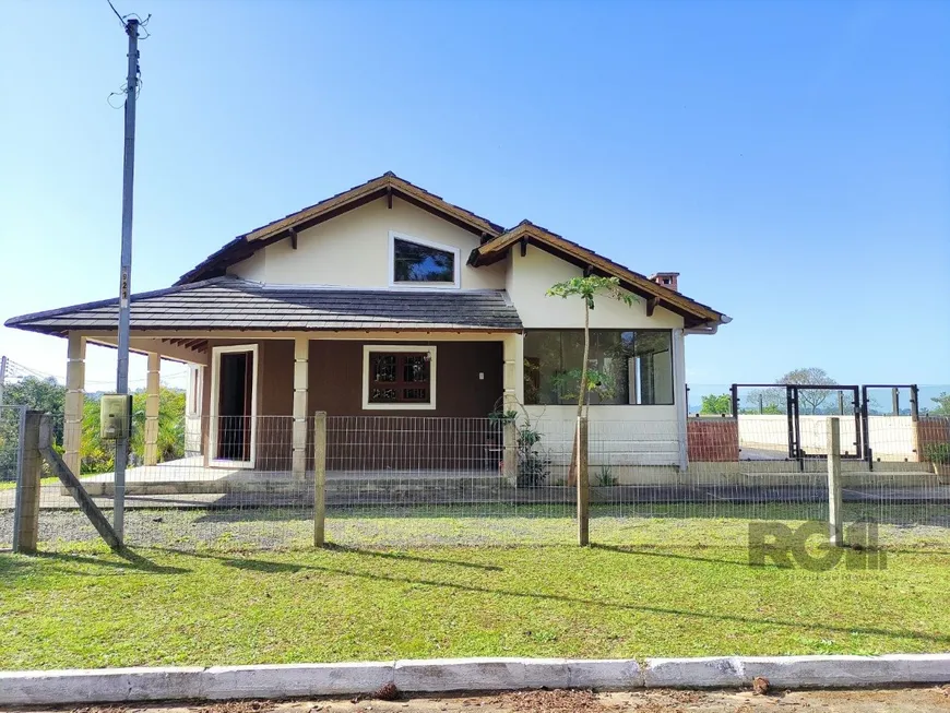 Foto 1 de Casa de Condomínio com 3 Quartos à venda, 206m² em Passo do Vigario, Viamão