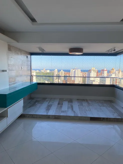 Foto 1 de Apartamento com 3 Quartos para alugar, 105m² em Cidade Jardim, Salvador