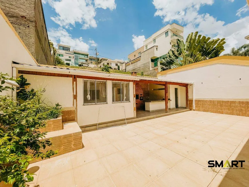Foto 1 de Casa de Condomínio com 4 Quartos para alugar, 260m² em Paquetá, Belo Horizonte