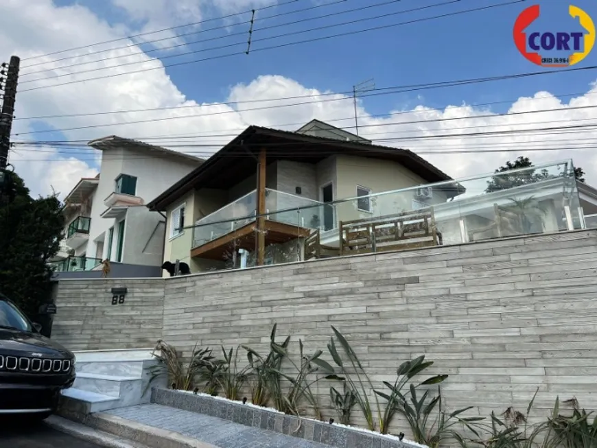 Foto 1 de Casa de Condomínio com 4 Quartos à venda, 500m² em Arujazinho IV, Arujá