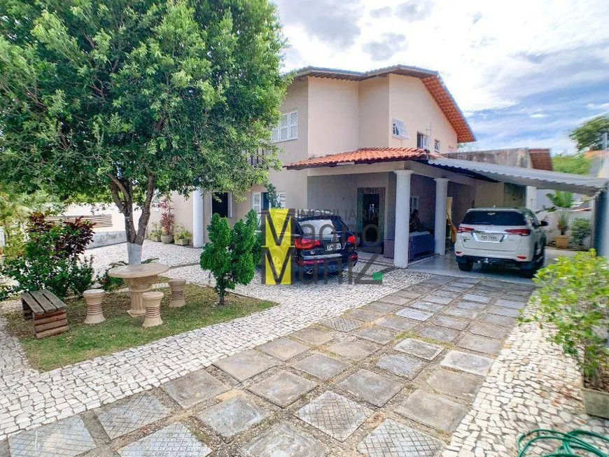 Foto 1 de Casa com 3 Quartos à venda, 266m² em De Lourdes, Fortaleza