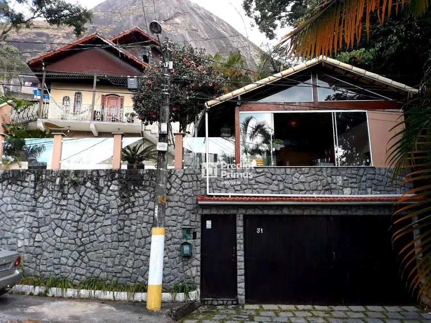 Foto 1 de Casa com 2 Quartos à venda, 230m² em Olaria, Nova Friburgo