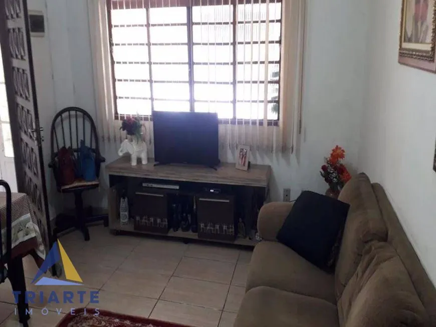 Foto 1 de Casa com 2 Quartos à venda, 60m² em Quitaúna, Osasco