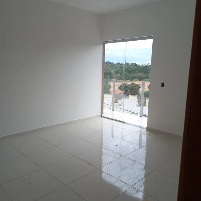 Foto 1 de Casa com 3 Quartos à venda, 80m² em Masterville, Sarzedo