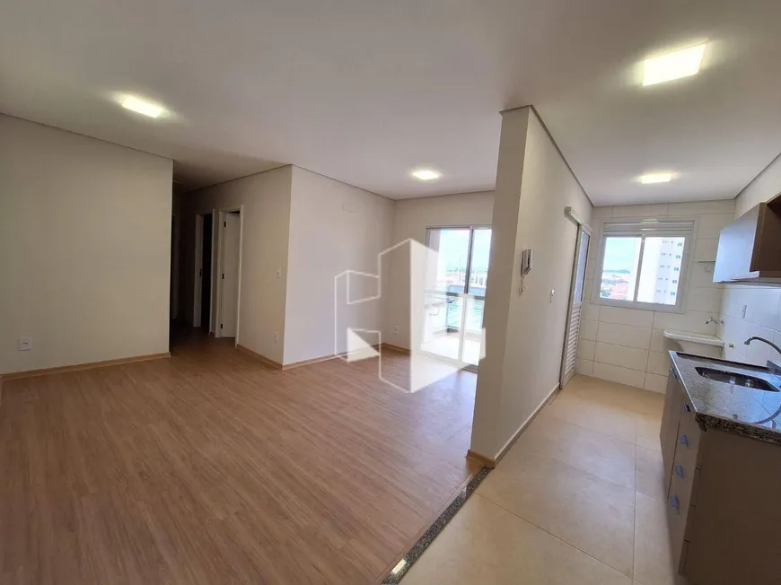 Foto 1 de Apartamento com 3 Quartos para alugar, 71m² em Vila Assis, Jaú