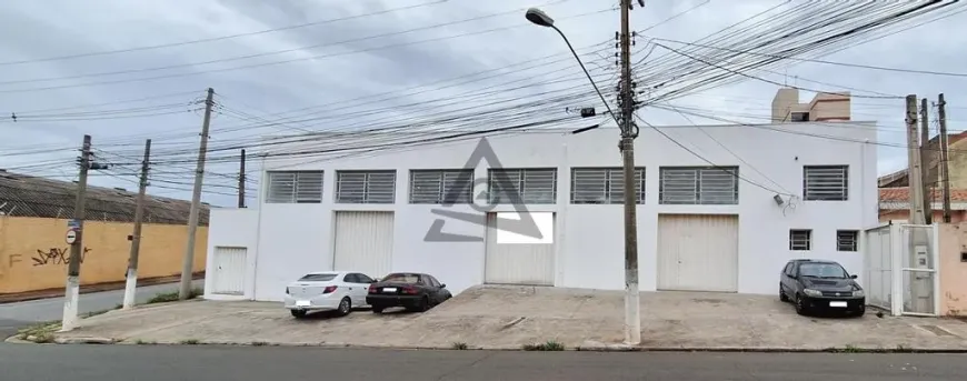 Foto 1 de Galpão/Depósito/Armazém para alugar, 371m² em Bonfim, Campinas