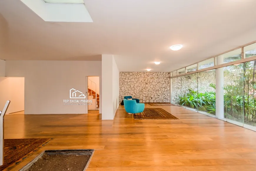 Foto 1 de Sobrado com 4 Quartos para alugar, 764m² em Jardim América, São Paulo