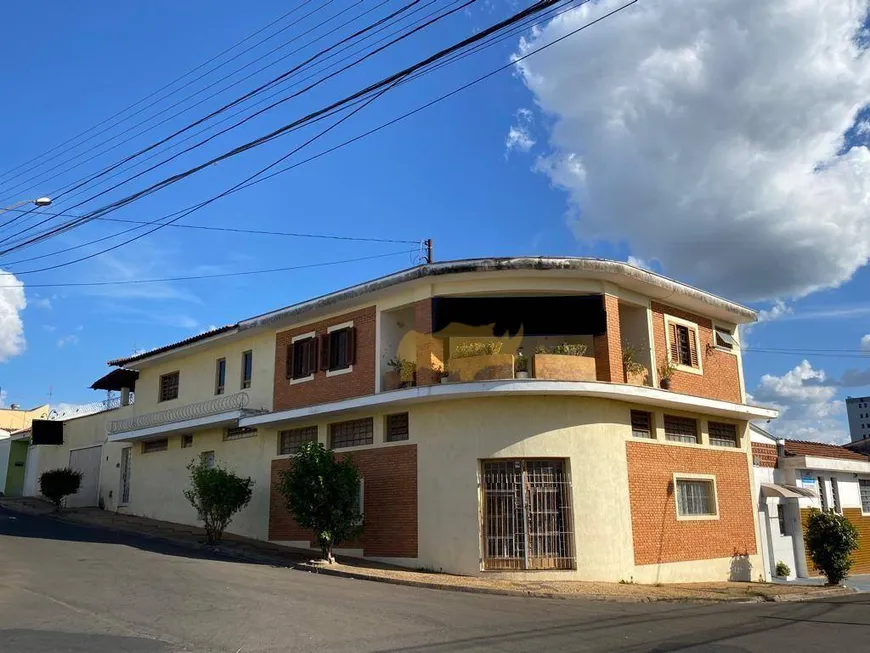 Foto 1 de Casa com 2 Quartos à venda, 380m² em Consolação, Rio Claro