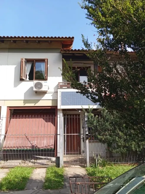 Foto 1 de Casa de Condomínio com 3 Quartos à venda, 107m² em Cristal, Porto Alegre